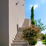 Sithonia Luxury 4 Beds Appartement *