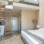 Sithonia Luxury 4 Beds アパート ニキティ