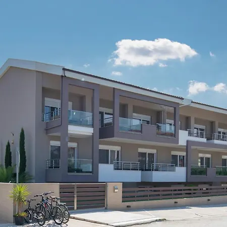 Appartement Sithonia Luxury 4 Beds *