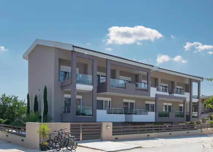 شقة Sithonia Luxury 4 Beds *