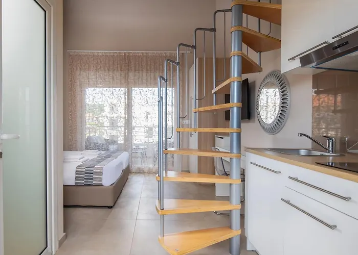 شقة Sithonia Luxury 4 Beds نيكيتي